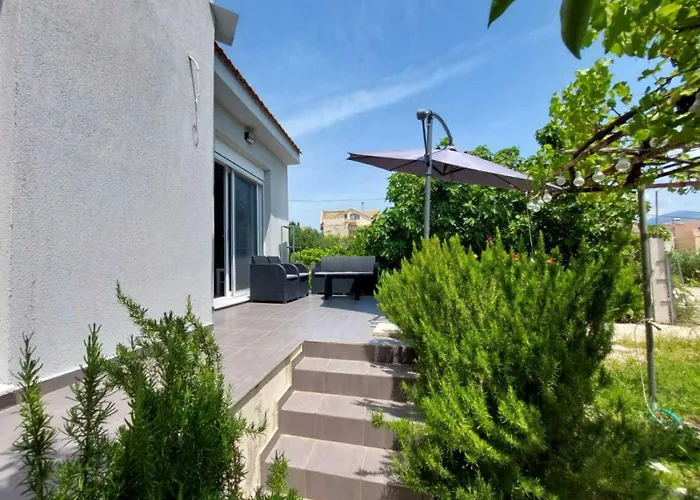 Eva's Place 펜션 릭수리